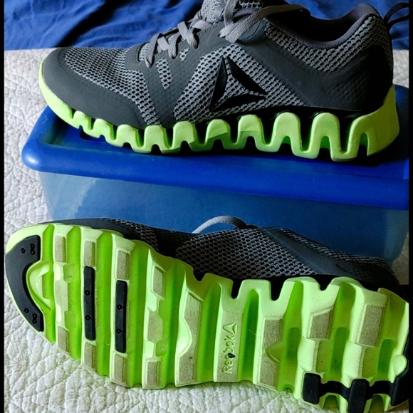 reebok zigtech size 10